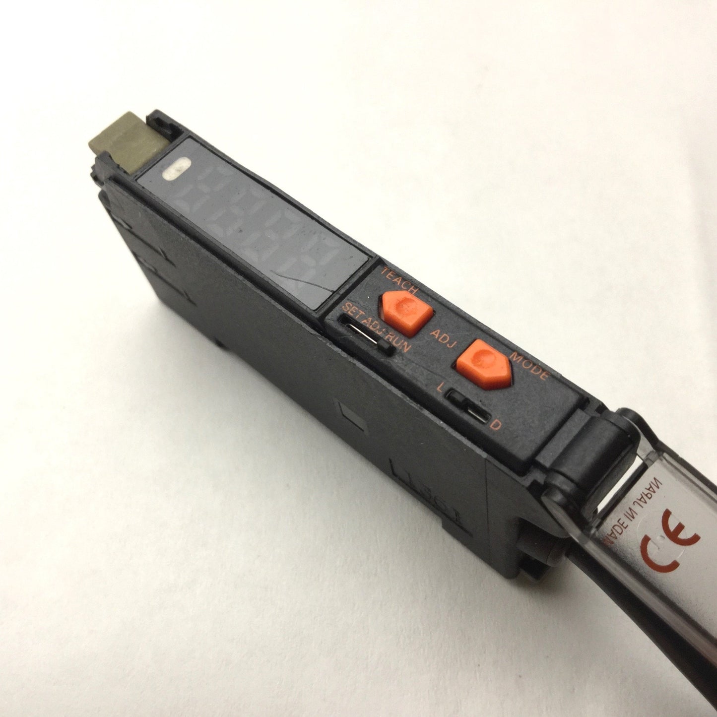 Used Omron E3X-DAB11-N Fiber Optic Sensor Amplifier, Supply: 12-24VDC, Output: NPN