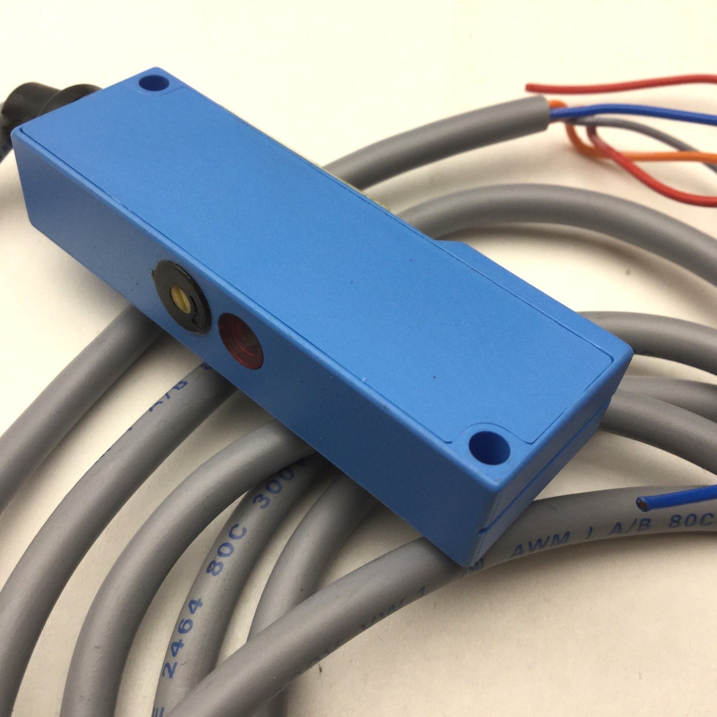 Used Sick WL9-P132 Photoelectric Reflex Switch, Sensing Range: 0-2.5m, 10-30VDC