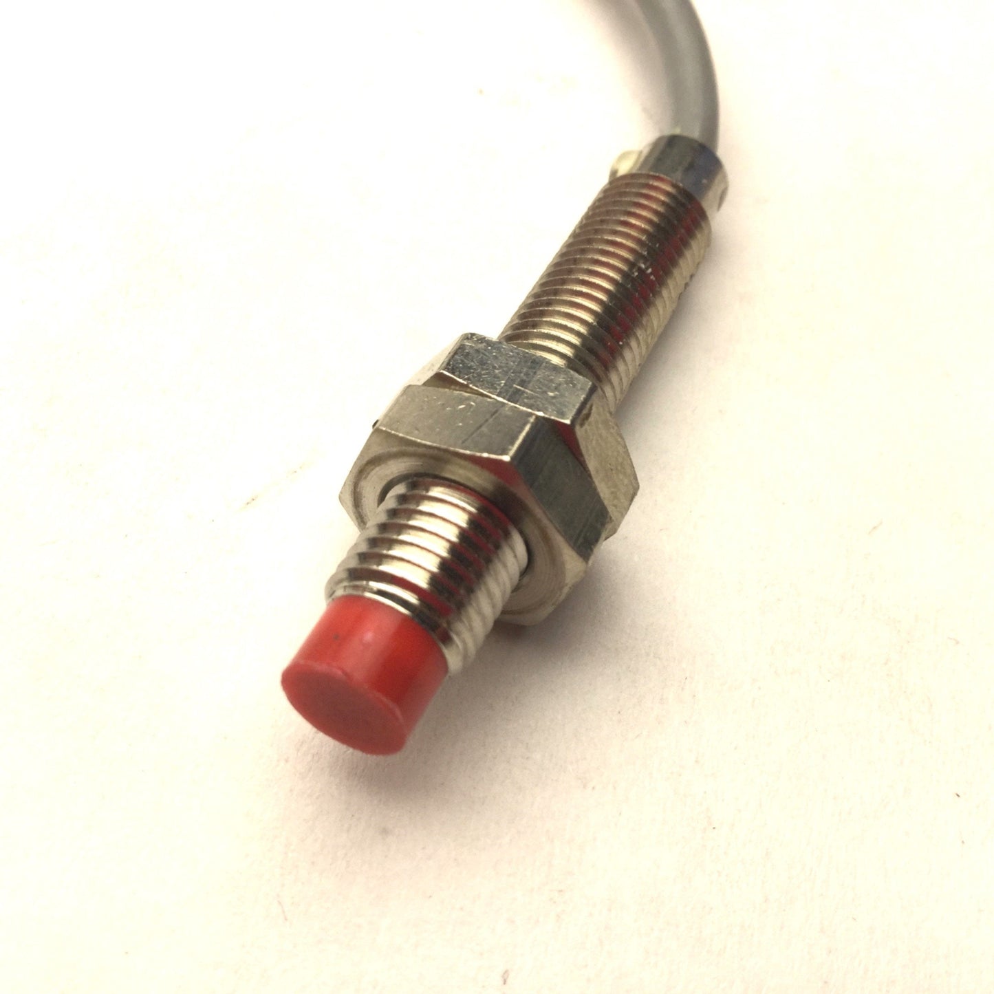 Used Honeywell 922AA1Y-A4N-L Proximity Sensor Switch, Barrel: M8 x 1.0, 3-Wire, 1.4mm