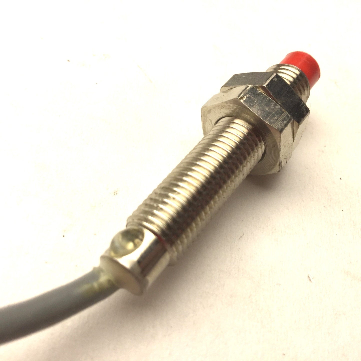 Used Honeywell 922AA1Y-A4N-L Proximity Sensor Switch, Barrel: M8 x 1.0, 3-Wire, 1.4mm