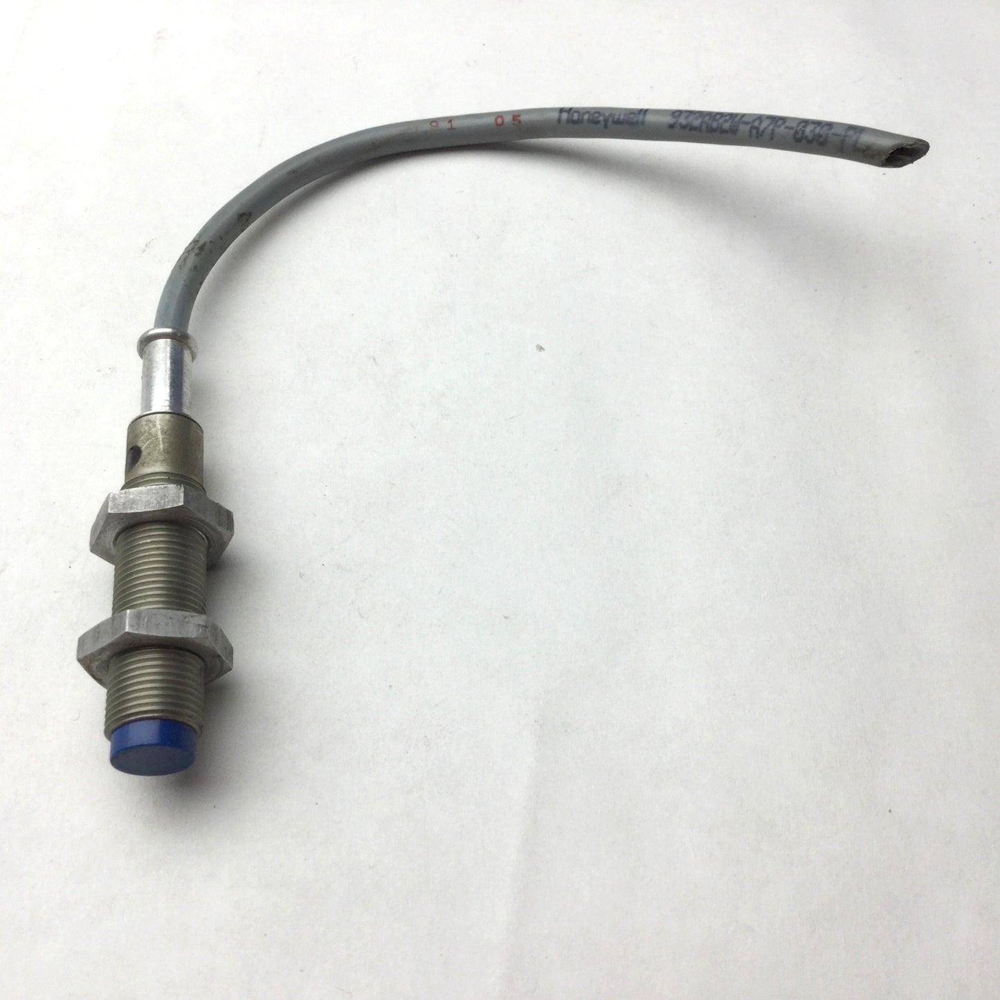 Used Honeywell 932AB2W-A7P-030-PL Inductive Proximity Sensor 20-33VDC 12mm Diameter