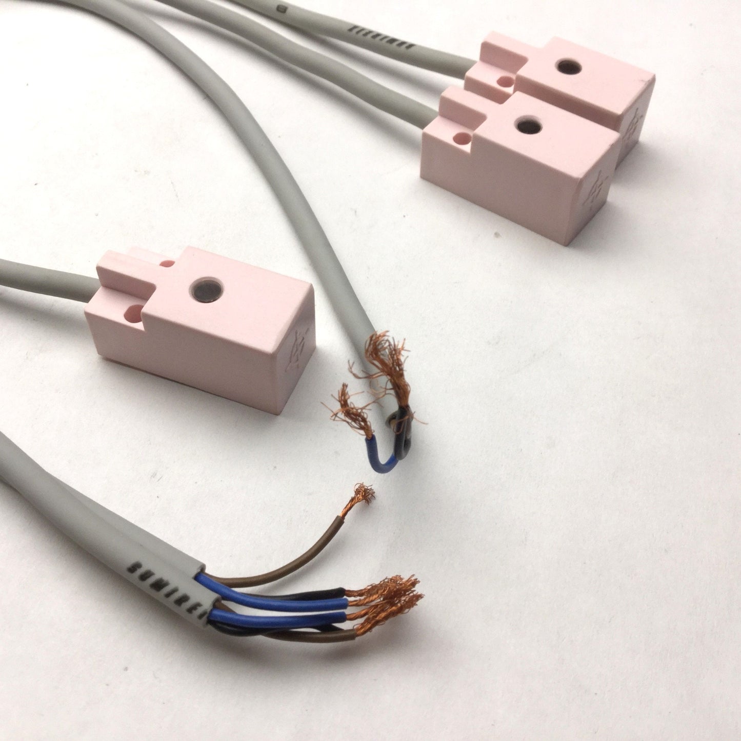 Used Lot of 3 Nittoku 0004U PSF-1 Proximity Switches, Voltage: 10-30VDC