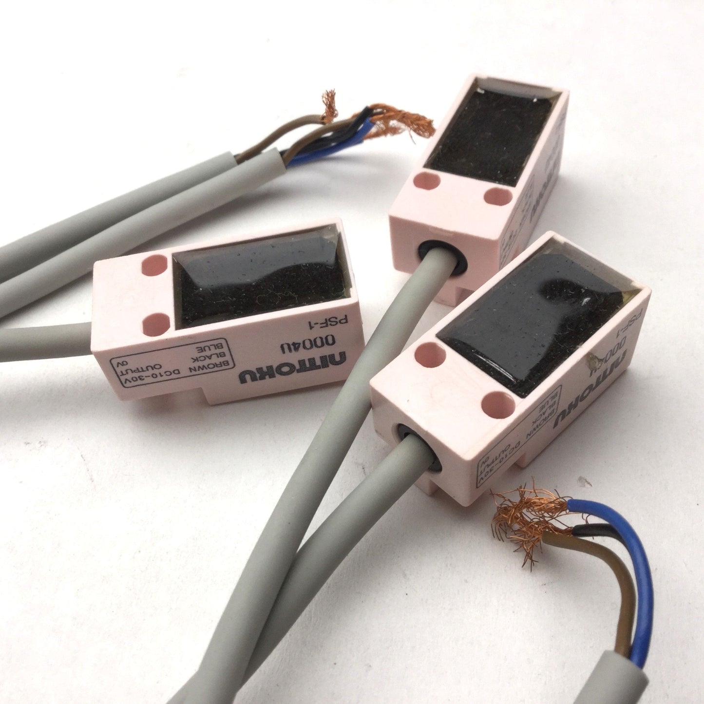 Used Lot of 3 Nittoku 0004U PSF-1 Proximity Switches, Voltage: 10-30VDC