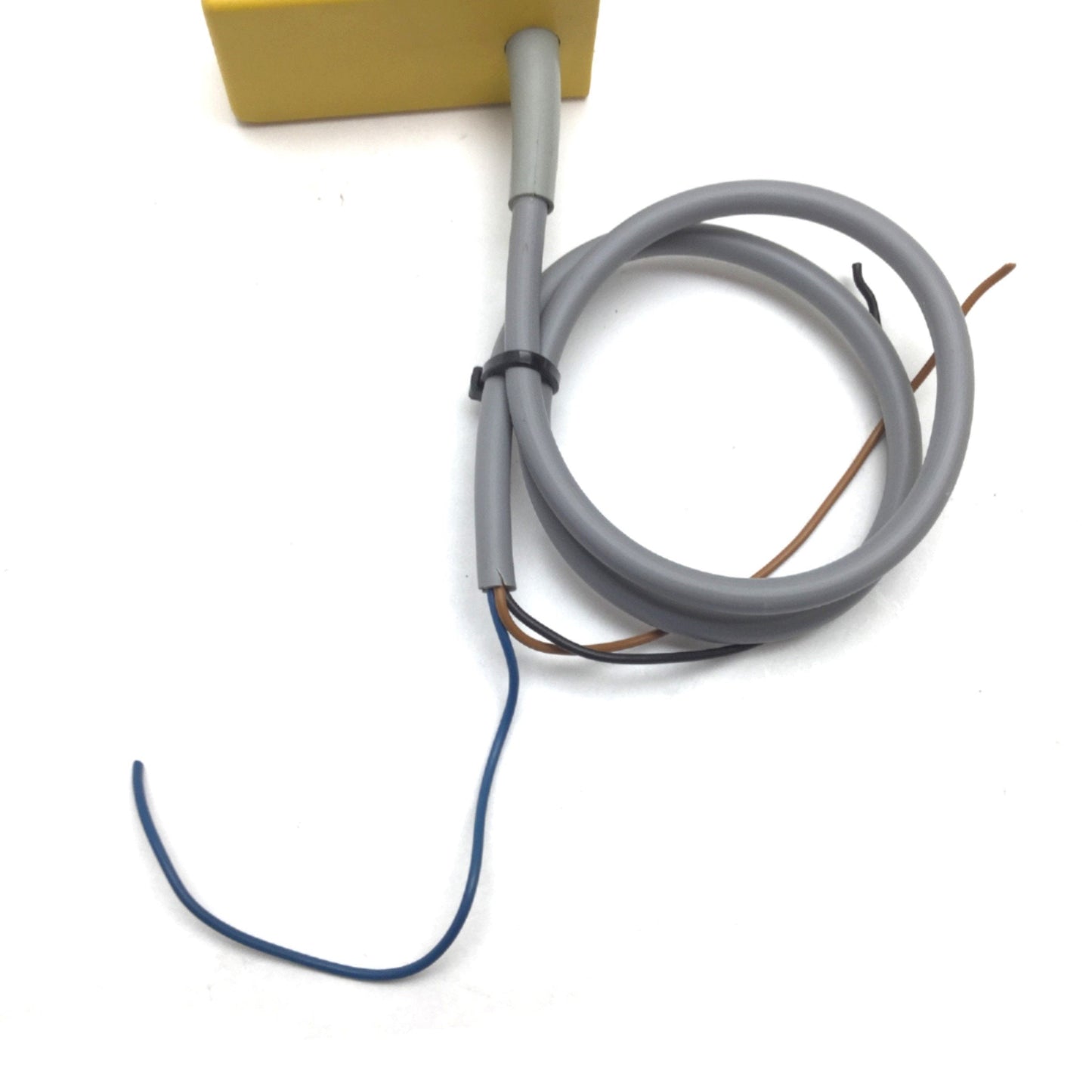 Used Turck Si15-K30-AN6 Slot Sensor, Slot 30mm, Sensing Range: 15mm, *Light Scratches