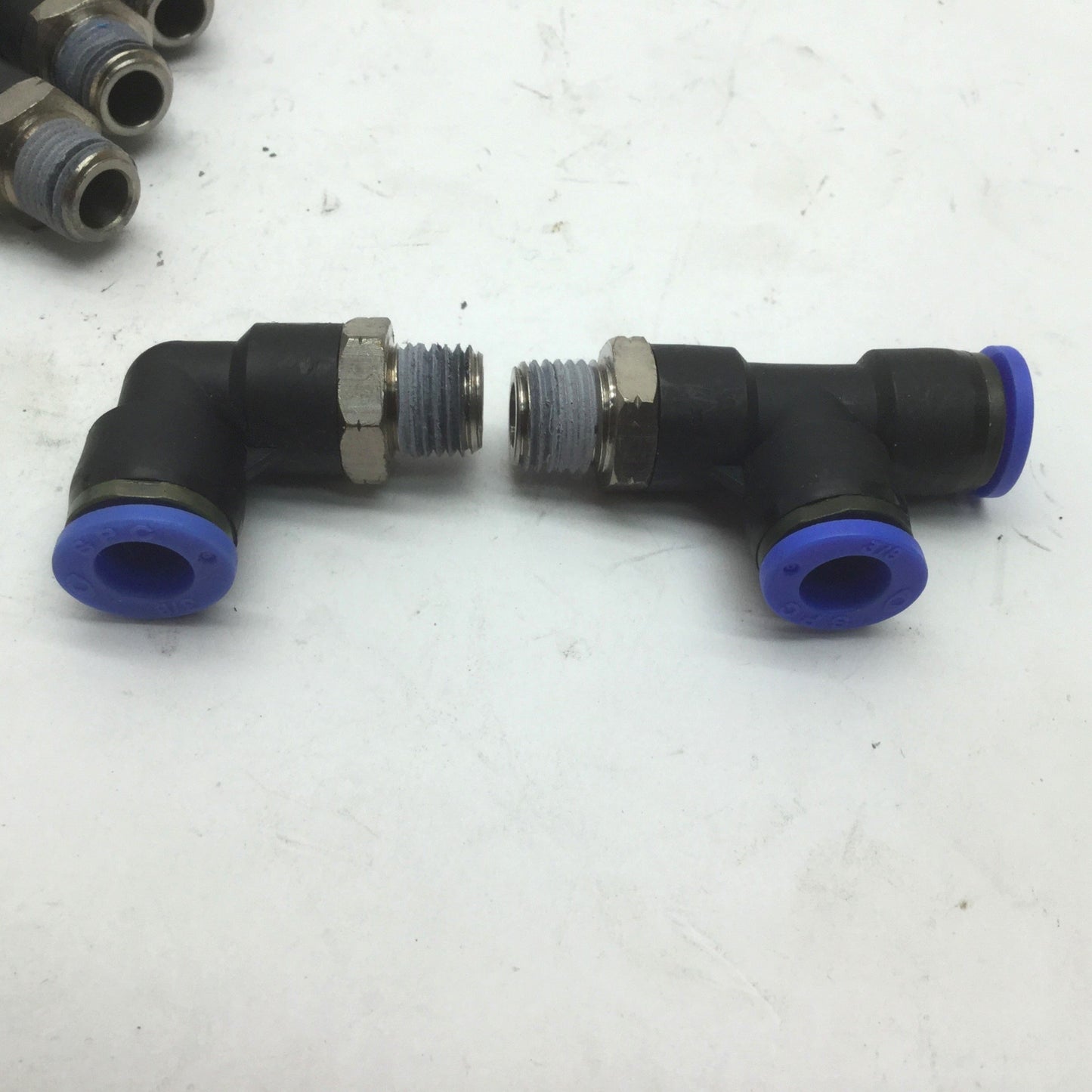 Used Lot of Apex 3/8" Push Connect Fittings 12x Elbow 1x Tee