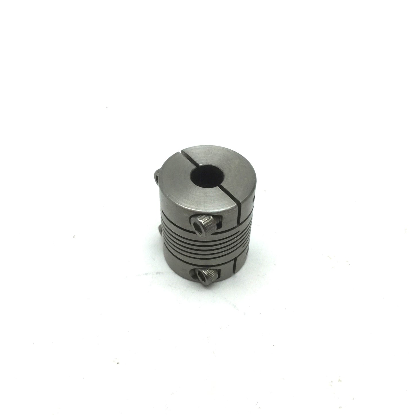 Used Flexible Shaft Clamping Coupling, OD: 3/4", 1/4" ID, Length: 1"