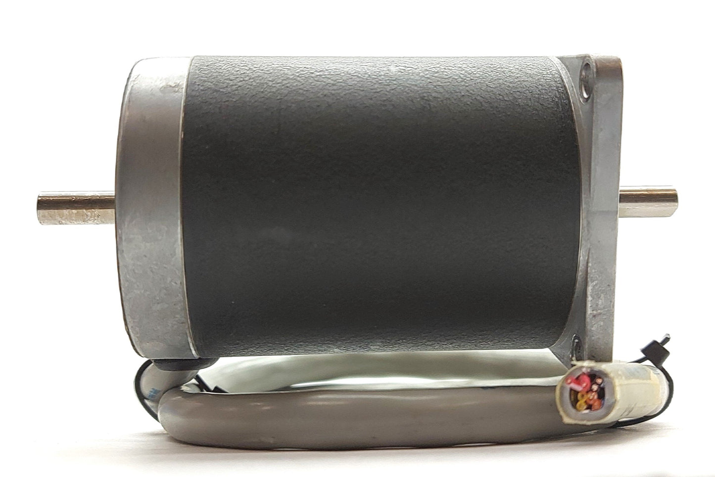 Used American Precision M232-04 Stepper Motor 1.8øStep ¬"Shaft 100oz-in NEMA23 4.7VDC