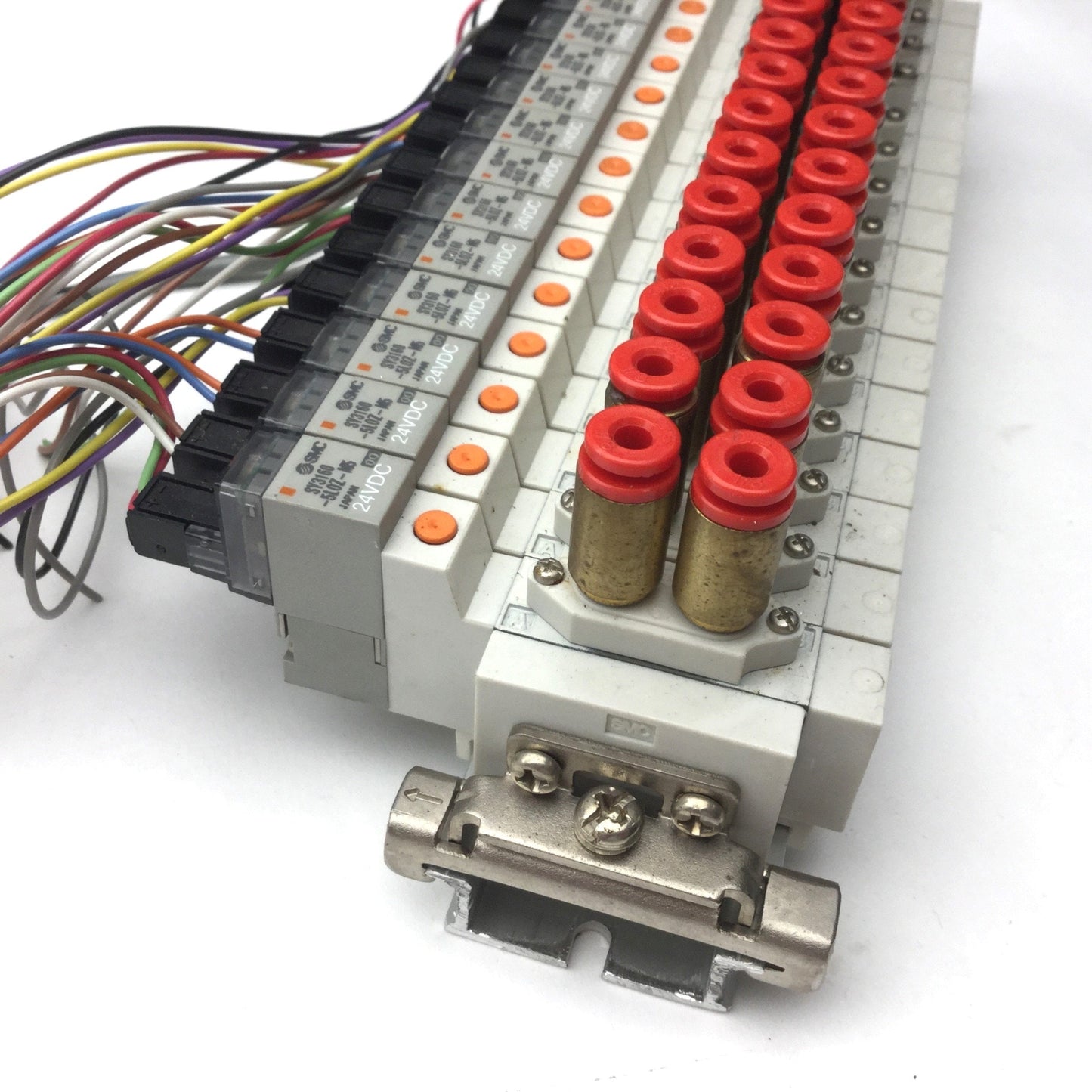 Used Bank of 16 SMC SY3160-5LOZ-M5 Pneumatic Solenoid Valves 24VDC 2-Position, 5 Port