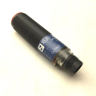 New Telemecanique XUB-J103535D Photoelectric Sensor, NPN, M12, 12-24V