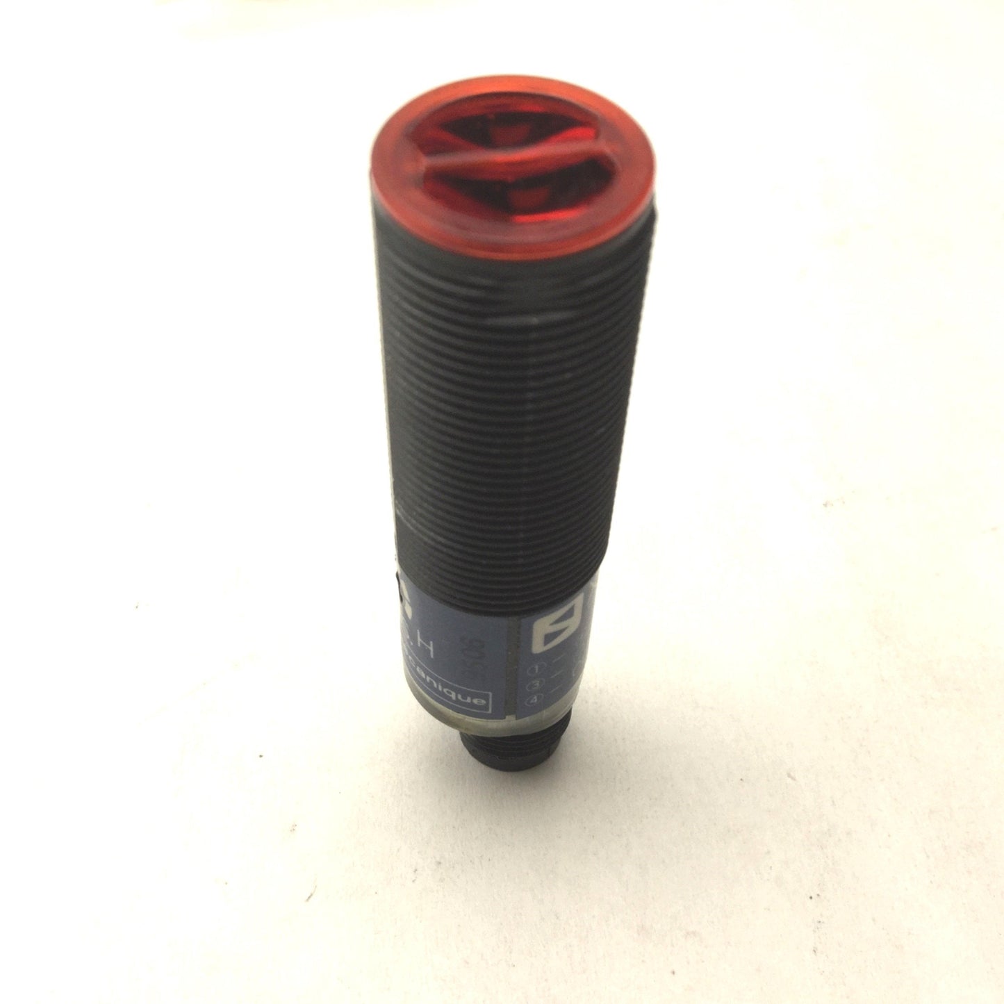 New Telemecanique XUB-J103535D Photoelectric Sensor, NPN, M12, 12-24V