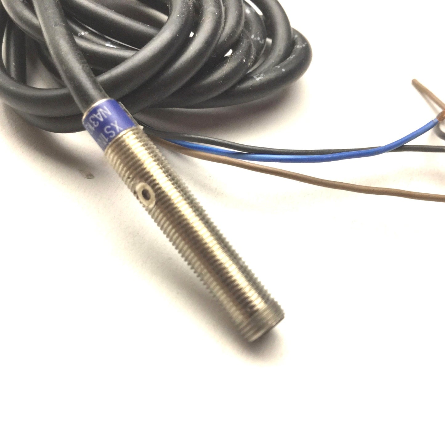 Used Telemecanique XS1N05NA310 Inductive Proximity Sensor, 5-24VDC, Range: 1mm