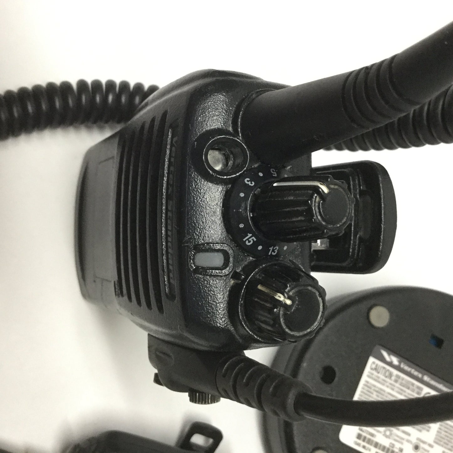 For parts or not working Vertex VX-451-G6-5 Handheld 2-Way Radio 403-470MHz, 32-Channel *Missing Buttons*