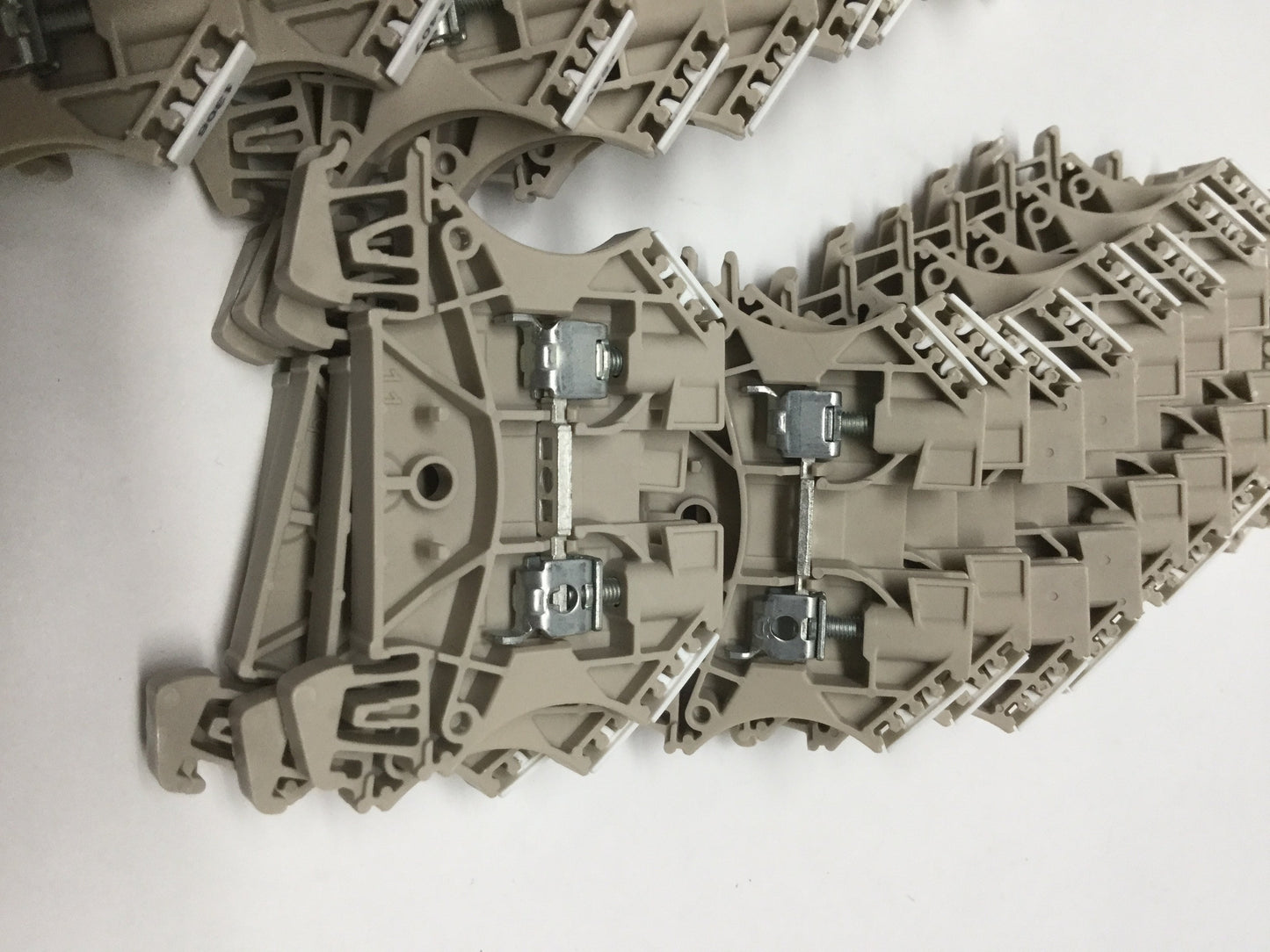 Used Lot of 25 Weidmuller WDU 4 W-Series Feed-Through Screw Terminal Blocks, 800V 32A