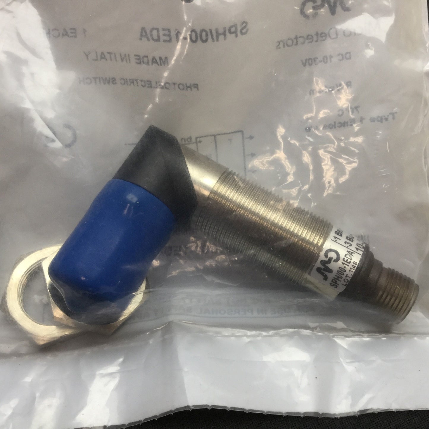 New Micro Detectors SPH/00-1EDA Photoelectric Sensor Emitter, Range: 14m, 10-30VDC