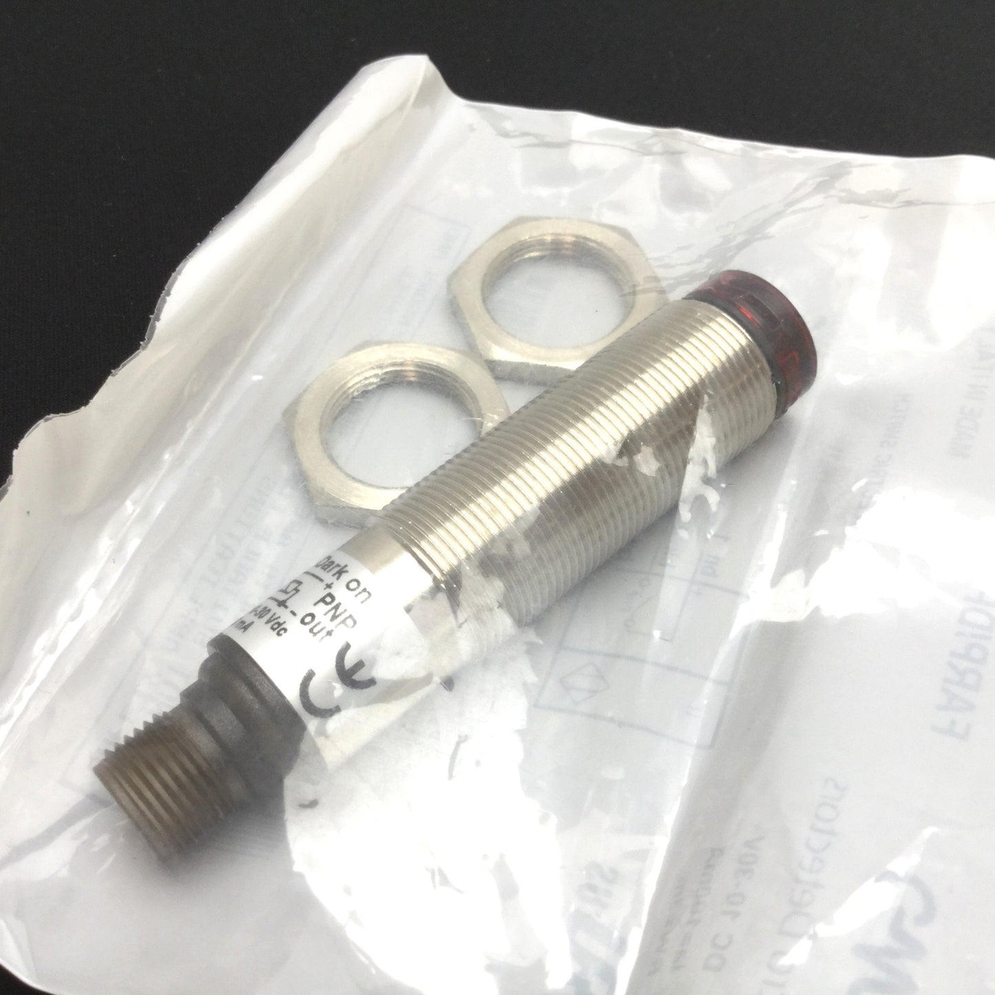 New Micro Detectors FARP/DP-1E Photoelectric Sensor Switch, 3m, PNP, 4-Pin M12