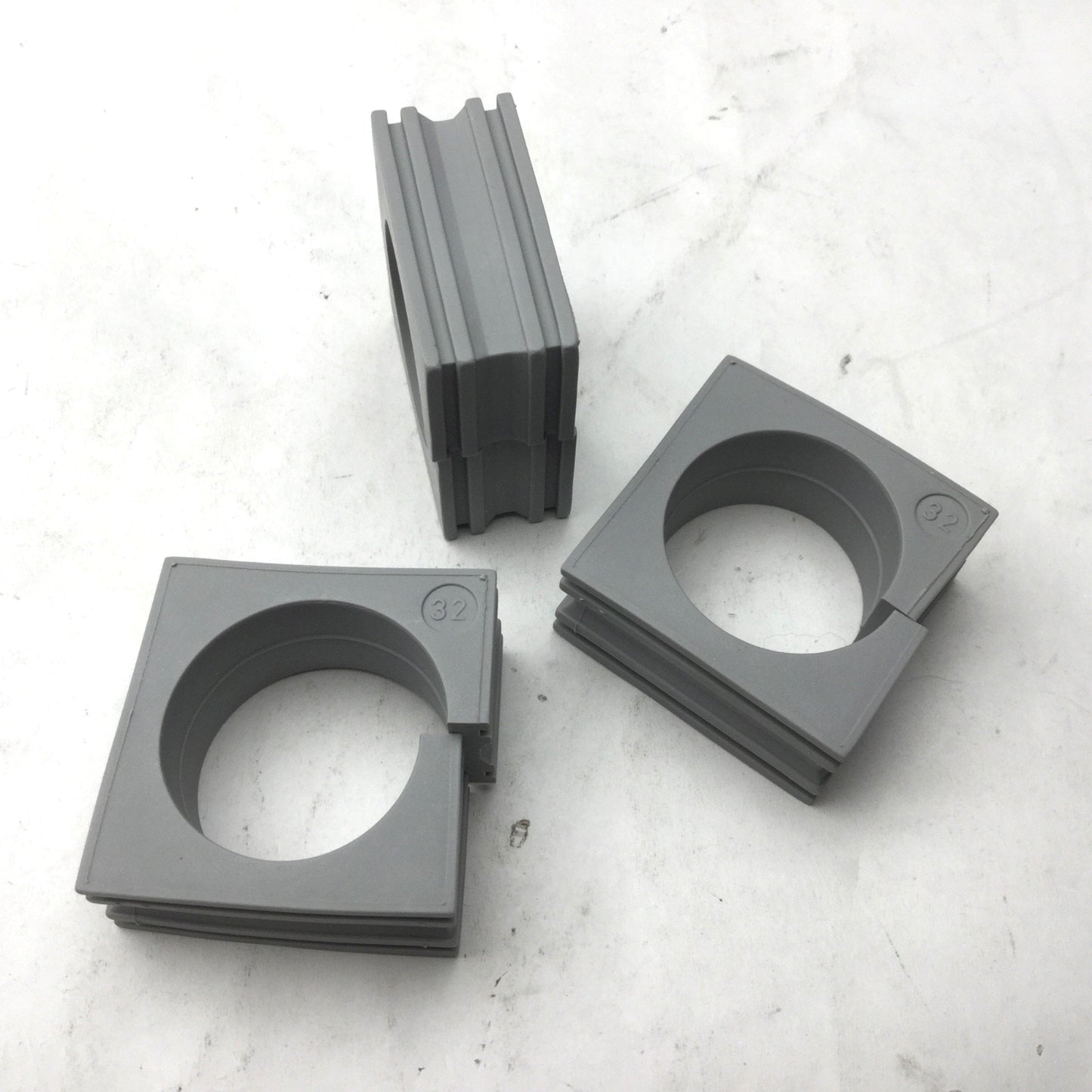 New – Open box Lot of 3 New Icotek 41232 Frame & Gland Grommet Modules, KT Large Series 32-33mm