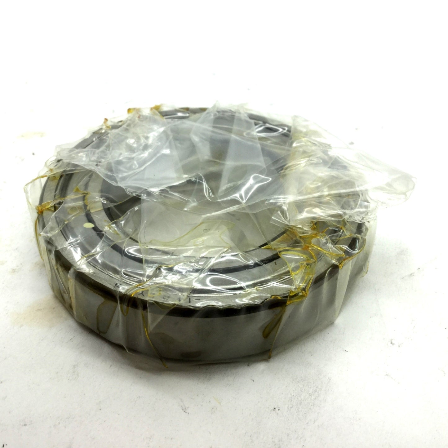 New SKF 6008-Z Deep Groove Ball Bearing, ID 40mm OD 68mm W 15mm