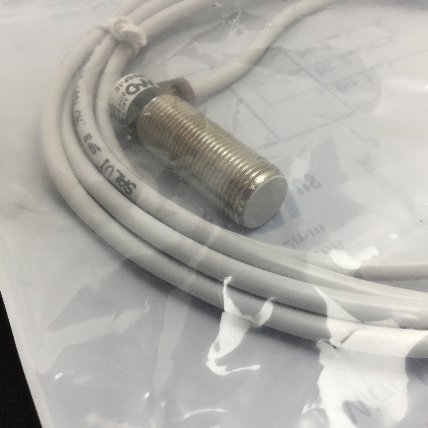 New Micro Detectors AM6/CP-1C Inductive Proximity Sensor Switch, 2mm, 10-30VDC, M12