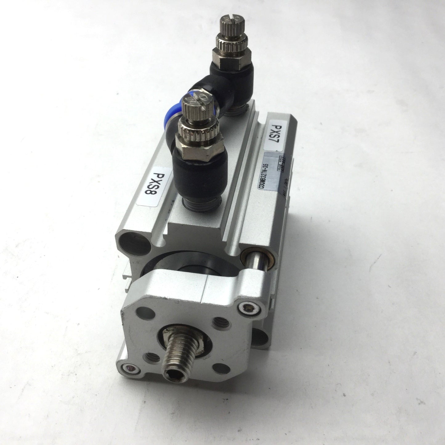 Used SMC CDQMB32TN-35 Compact Pneumatic Air Cylinder 1.0 MPa Max Pressure 35mm Stroke