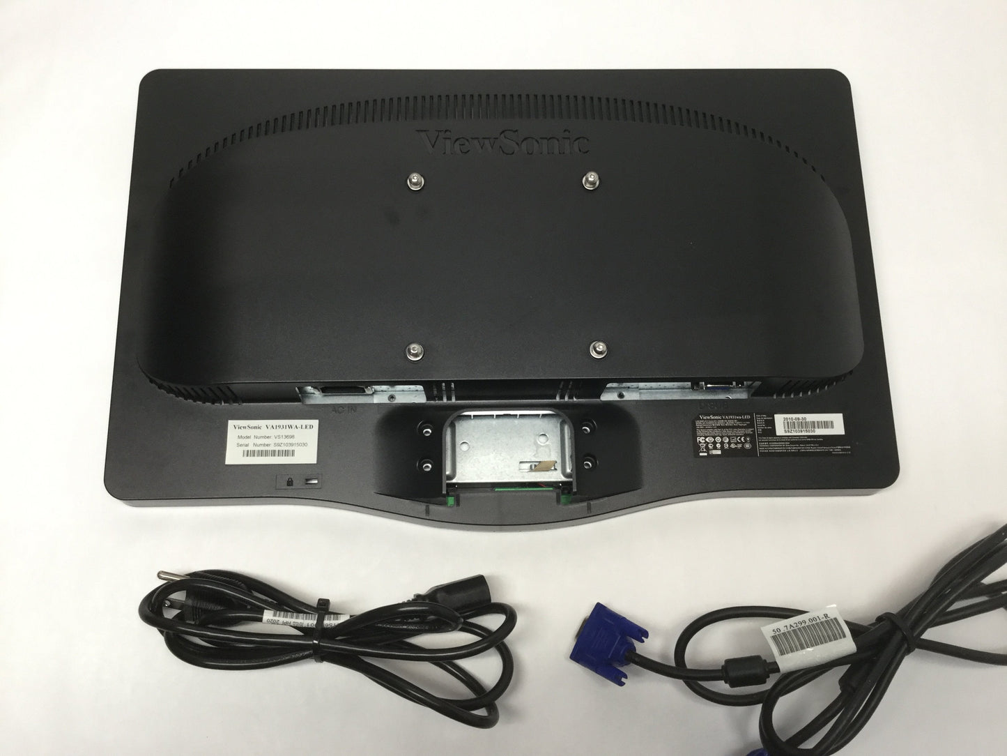 Used ViewSonic VA1931WA-LED 19" LCD Widescreen Display Monitor VGA 1366x768, VESA 100