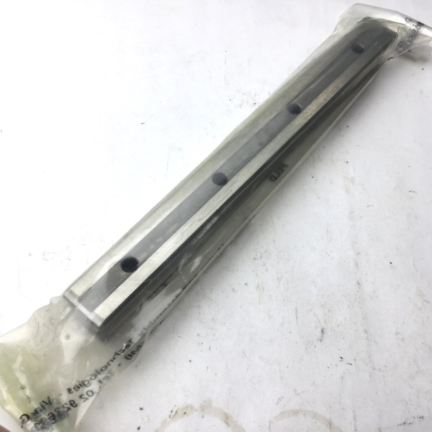 New Bosch Rexroth R160520431 Block Runner Carriage Ball Rail, Length: 236mm