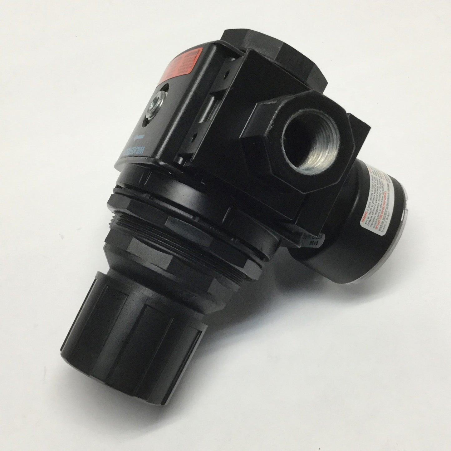 Used Wilkerson R28-04-F000 Pressure Regulator 300psi Max Inlet, 0-125psi Out, 1/2"NPT