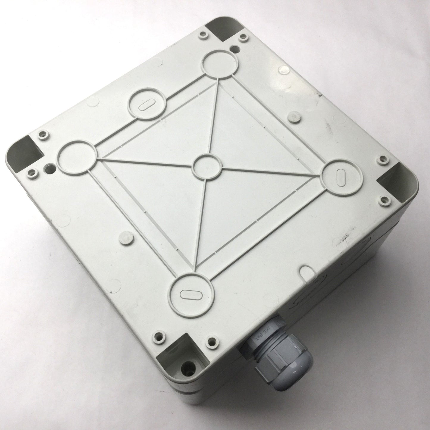 Used Gewiss GW40026 Electrical Enclosure, Dimensions: 7" x 7" x 3.75" *Has Hole*