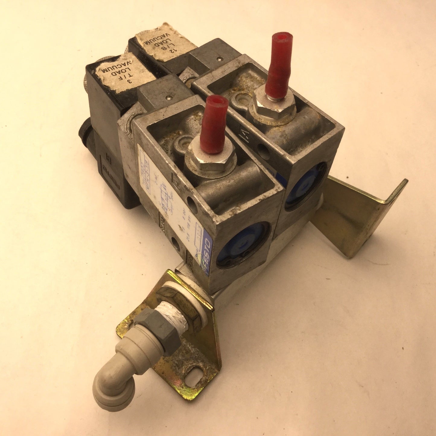Used Bank of 2 Festo MFH-3-1/8 Pneumatic Solenoid Valve 2-Pos 3-Way Ports: G1/8 DC24V