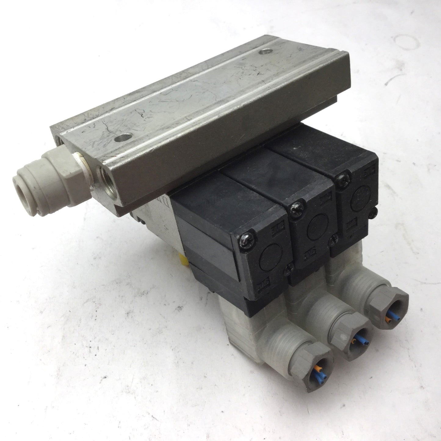 Used Bank of 3 SMC NVK3120 Solenoid Valves 2-Position 5-Way, 24VDC, Pressure: 0.7MPa