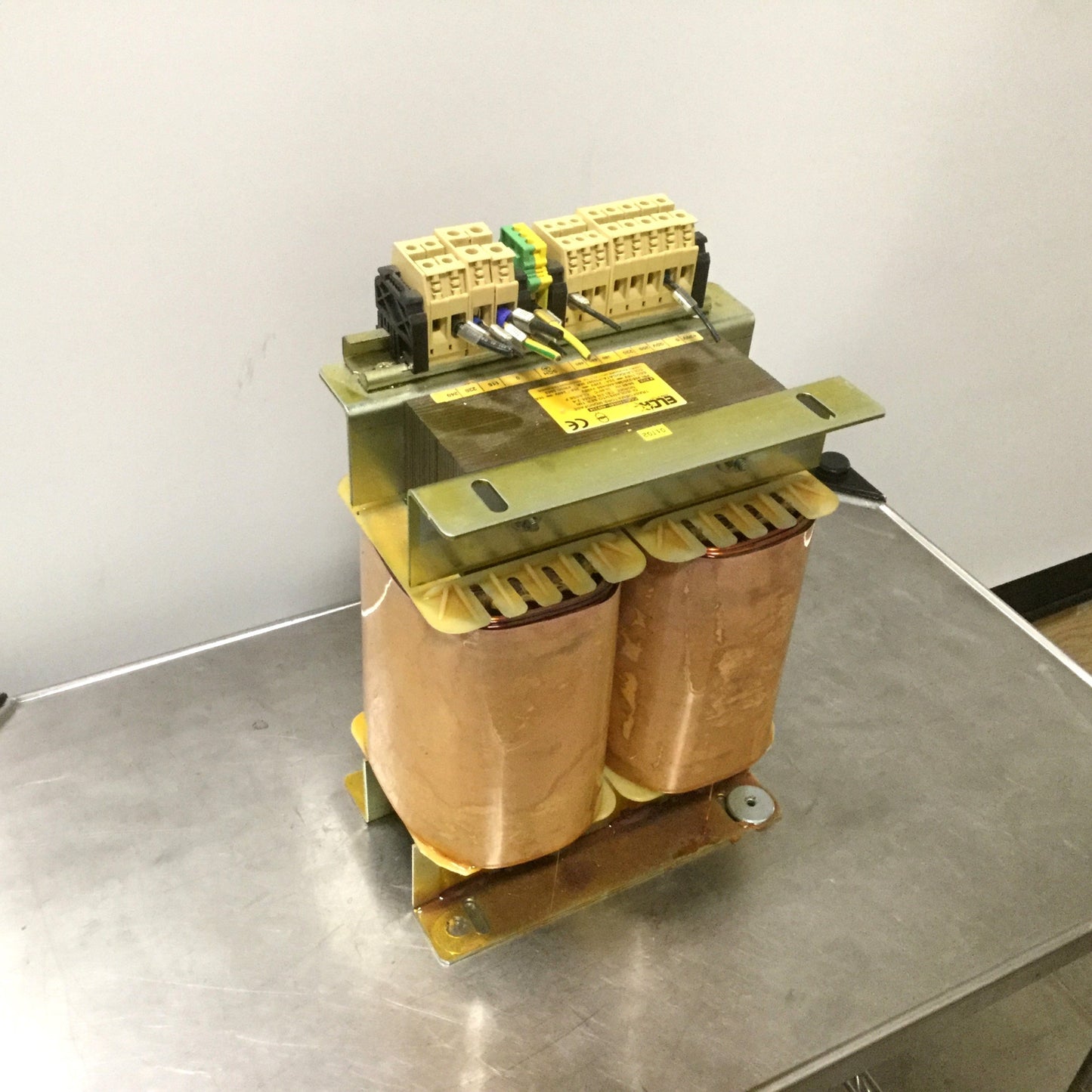 Used ELCA TMI240+480334 Transformer Pri 208/220/380/440/480 Sec 115V 220V 240V
