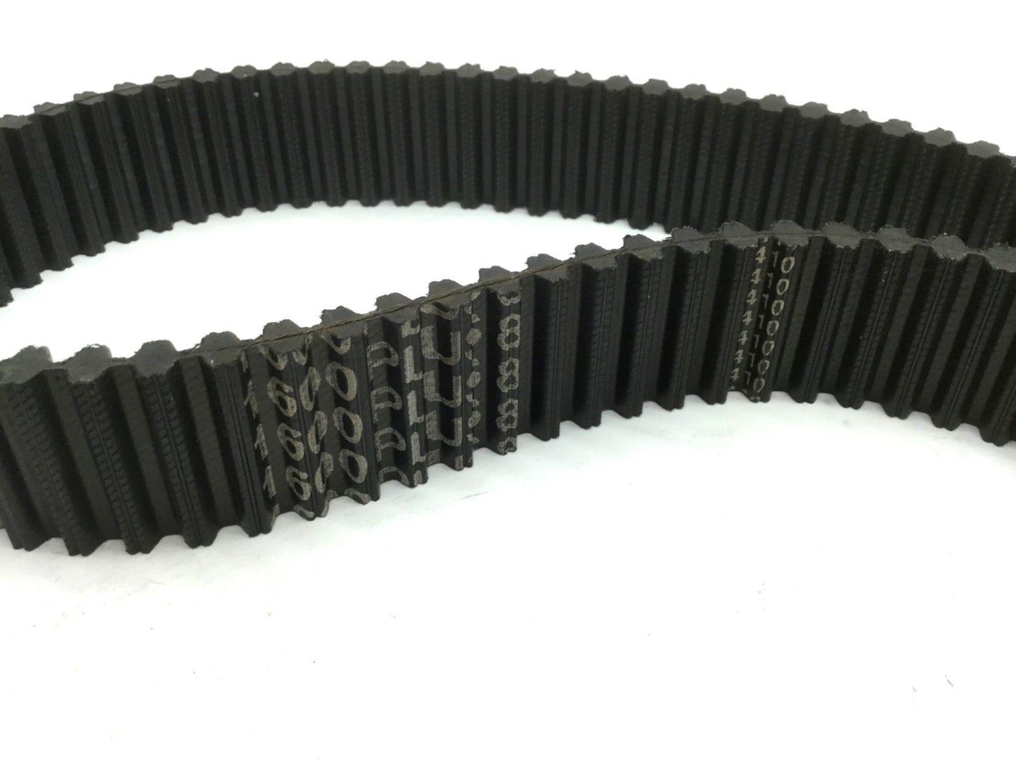 New Megadyne 1600-RPP8DD-30 Timing Belt Teeth: 200 L: 1600mm W: 30mm Pitch: 8mm