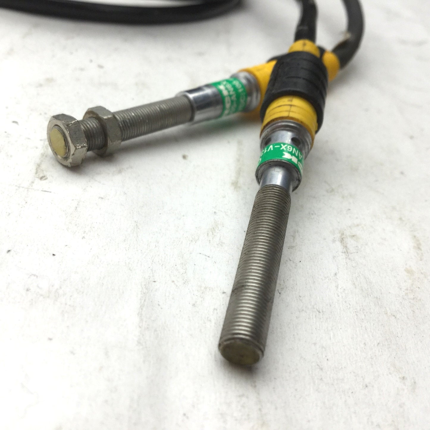 Used Lot of 2 Turck Bi0,8-G05-AN6X-V1331 Proximity Switch, NPN, 10-30VDC