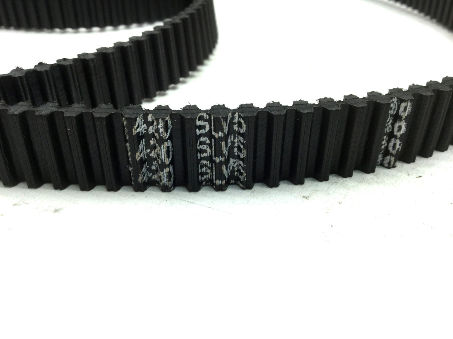 New Megadyne 1420-SLV5-15 Double Timing Belt Teeth 284 L 1420mm W 15mm Pitch 5mm