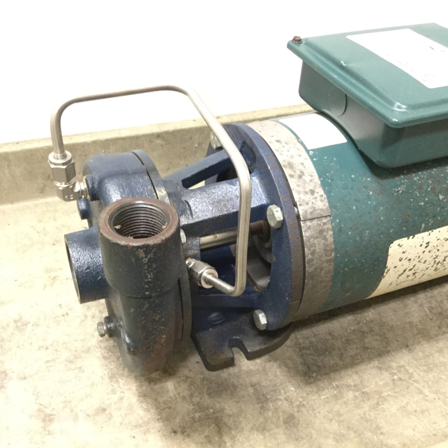 Used Price Pumps CD100BF-350-21216F-75-36-3T6 Centrifugal Pump, 1-1/4" NPT, 1" NPT