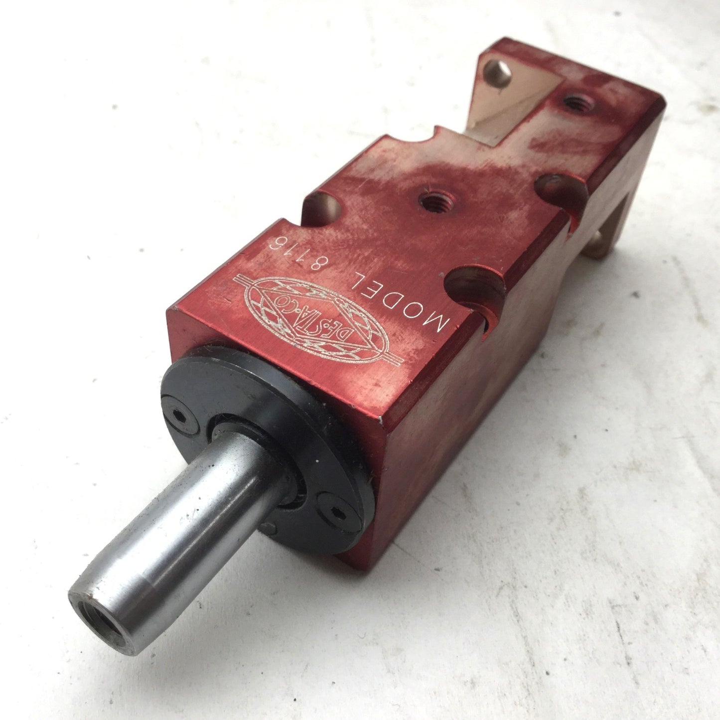 Used DE-STA-CO 8116 LH Pneumatic Swing Clamp .850 Travel, 90 Degree Rotation, No Arm