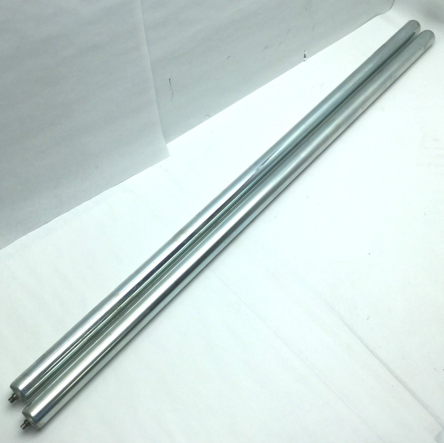 New Dugom Rulli Conveyor Rollers, Dimensions: 32mm Dia x 1m Length, (1020mm Total)