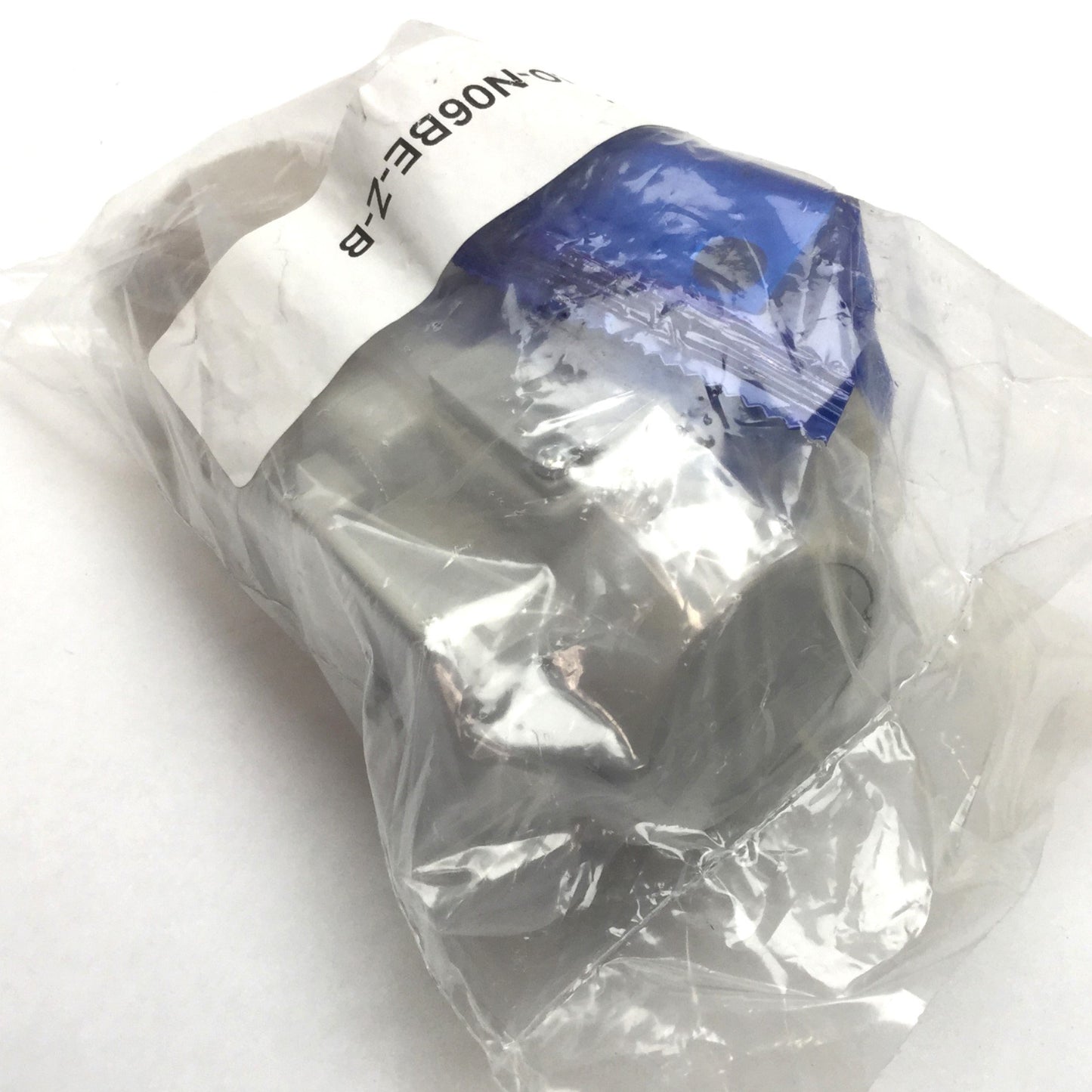 New SMC AR40-N06BE-Z-B Pneumatic Regulator, Set Pressure: 7-125psi, Ports: 3/4" NPT