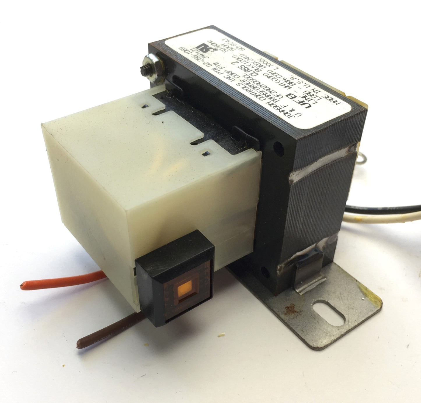 Used Johnson Controls 02-256-1069 Transformer Primary 120V 50/60Hz Secondary 24V 50VA