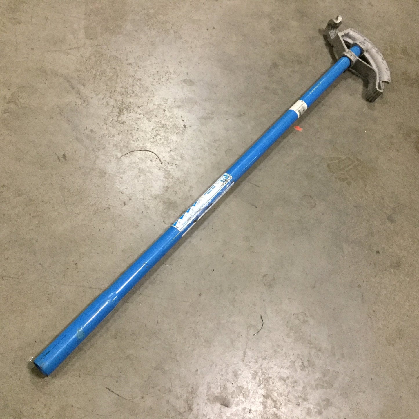 Used IDEAL 74-032 & 74-031 Aluminum Bender Heads, 1/2" & 3/4" Rigid, 3' Handle