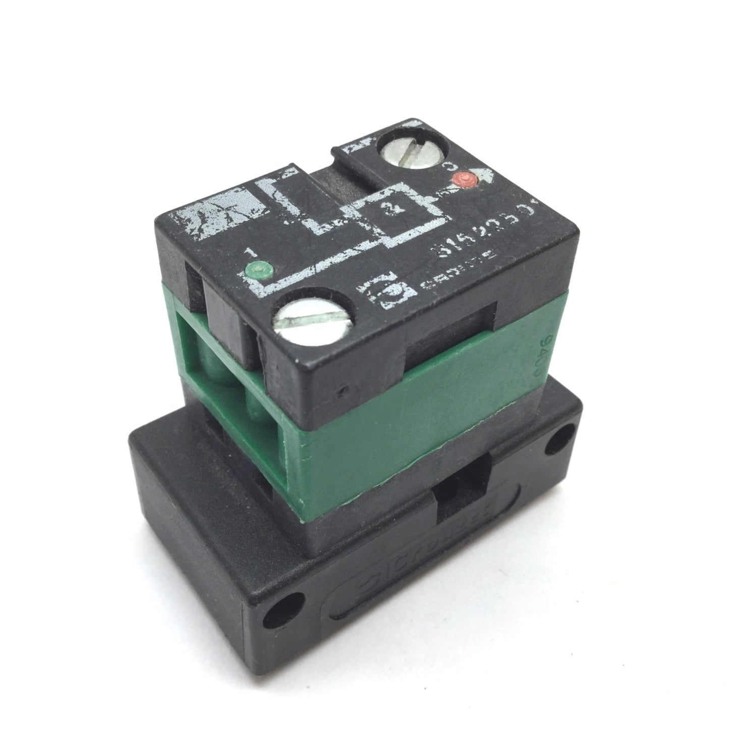 Used Crouzet 81522501 Pneumatic Logic AND Element, Pressure: 2-8 bar 29-116psi