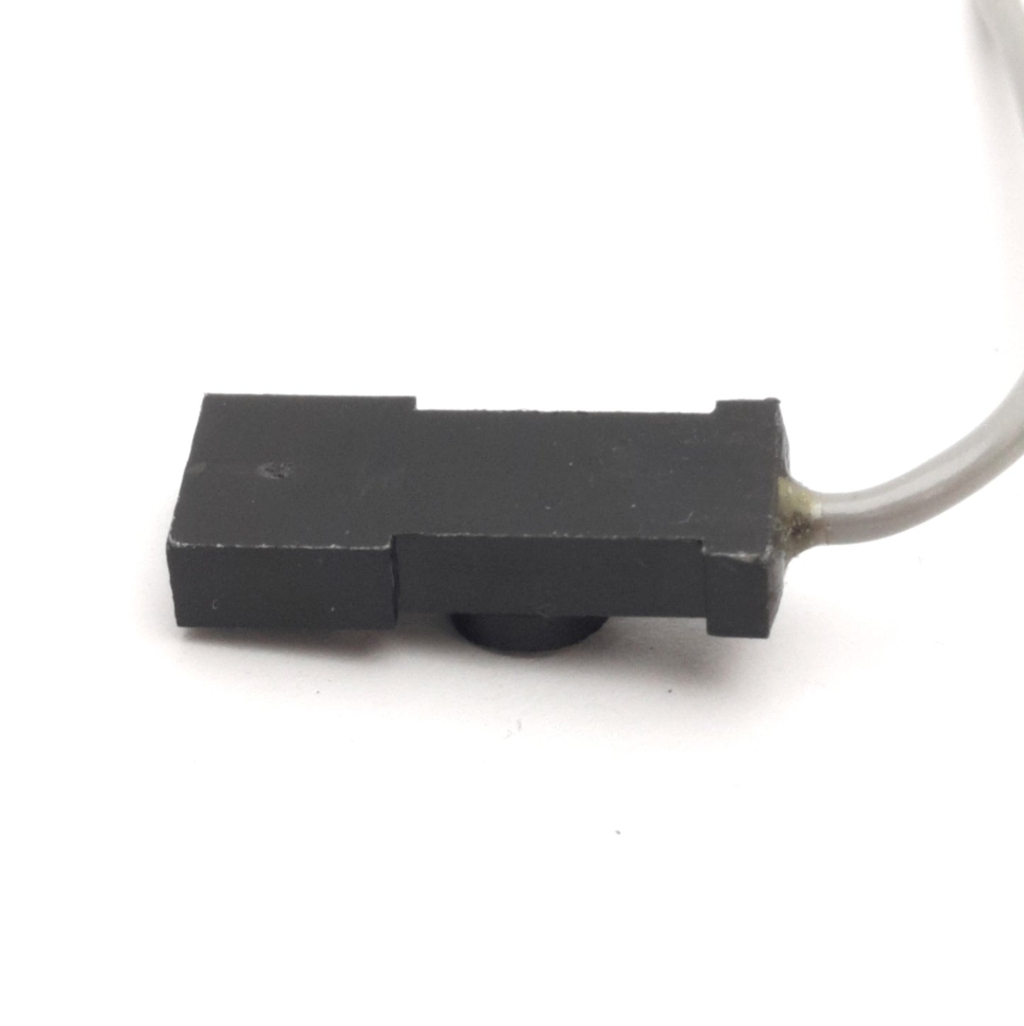 Used BIMBA HSCQ-04 Solid State Position Switch Sourcing PNP 30VDC M8 Male Connector