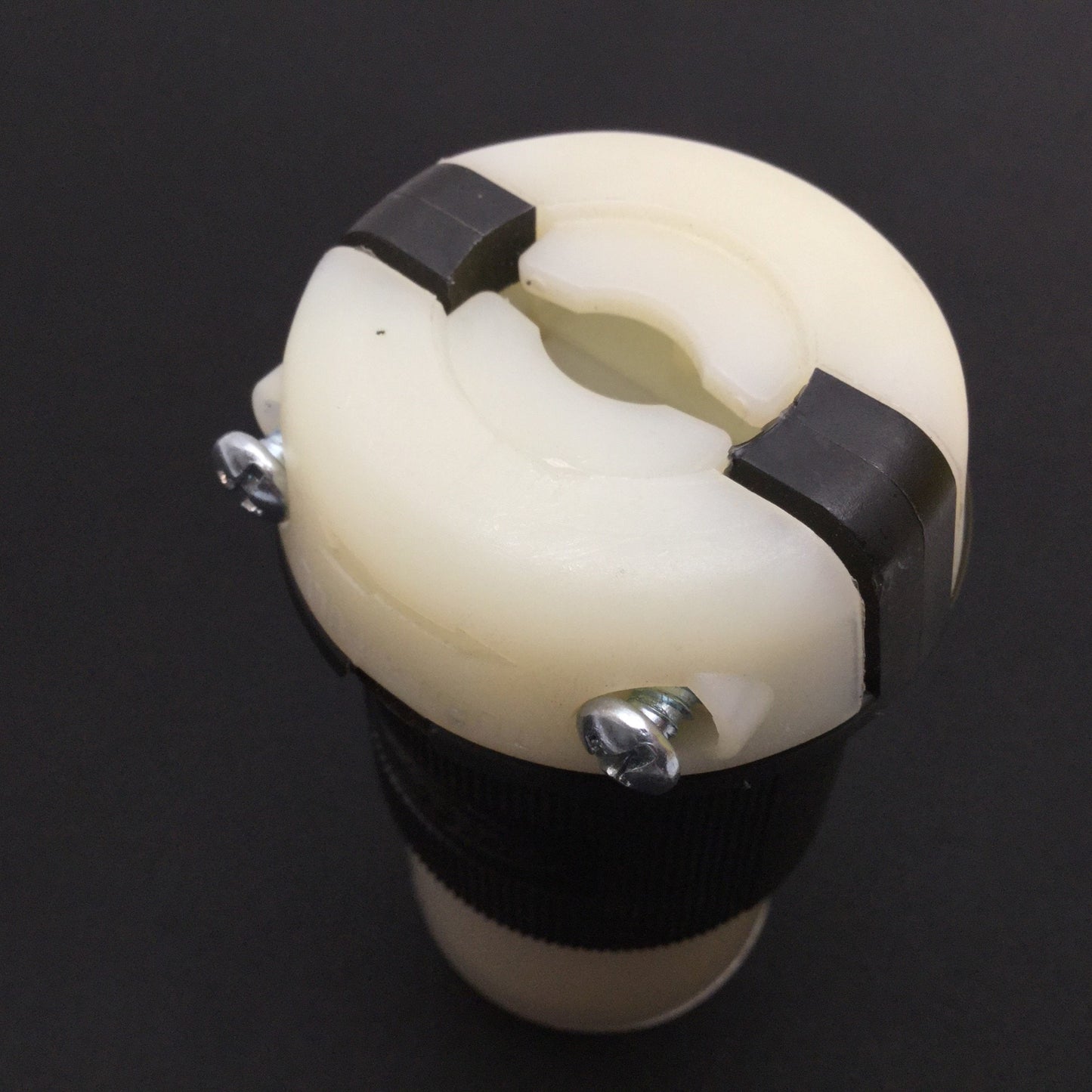 Used Hubbell HBL2613 Insulgrip Twist Lock Voltage: 125V, Amperage: 30A, 2 Pole