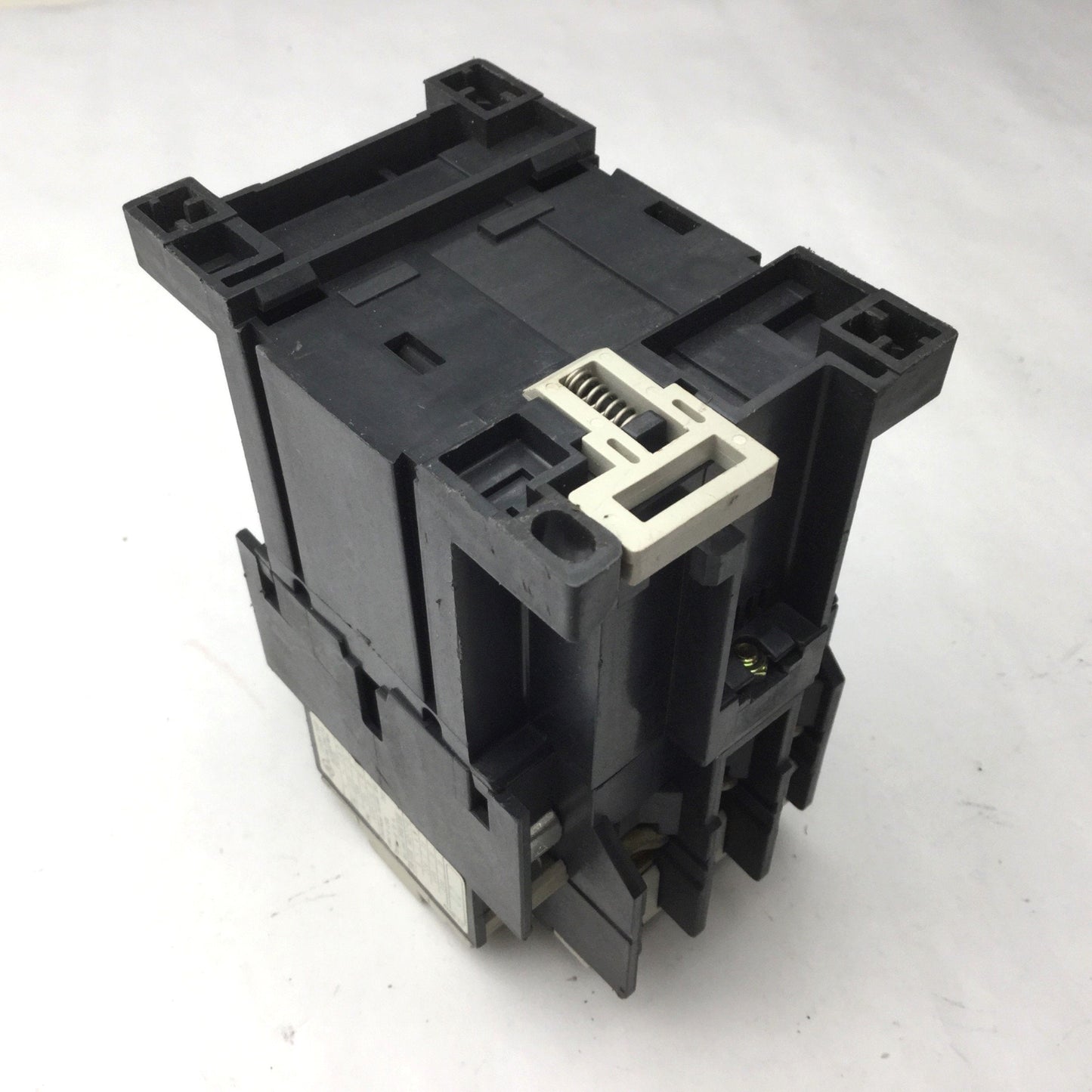 Used Allen-Bradley YS1N-38F Contactor, Non-Reversing, 1000VAC Insolated Voltage