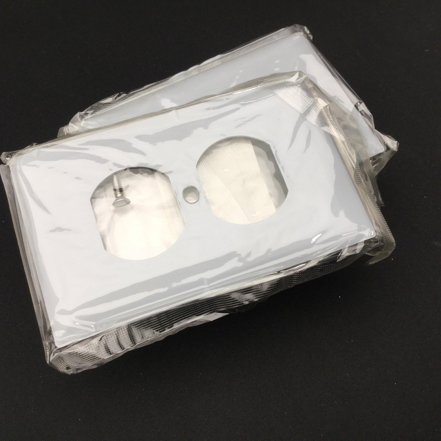 New Box of 10 New Hubbell SS8 Wall Plate, Smooth Type 302/304, Duplex Receptacle, SS