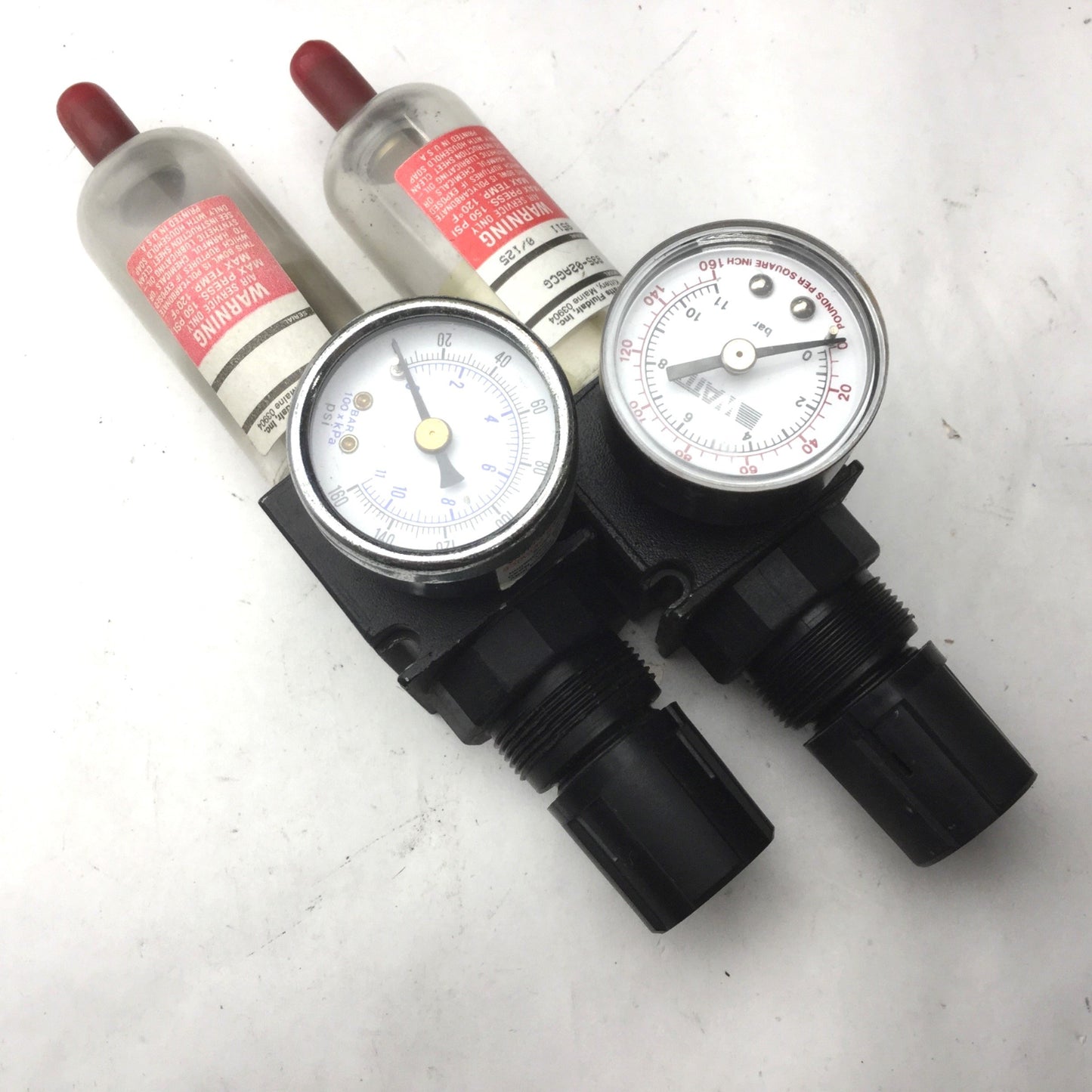 Used Lot of 2 Watts B35-02AGCG Pneumatic Filter & Regulator, 1/4"NPT, 0-125PSI