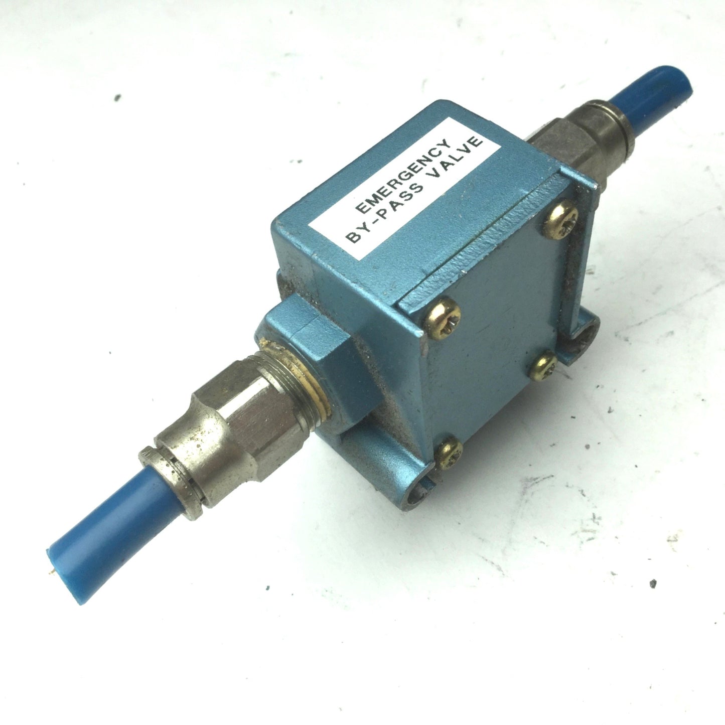 Used Mac Valve Assembly 55B-12-RA Solenoid Valve, 3-Way, 150PSI, 3/8" NPT Ports