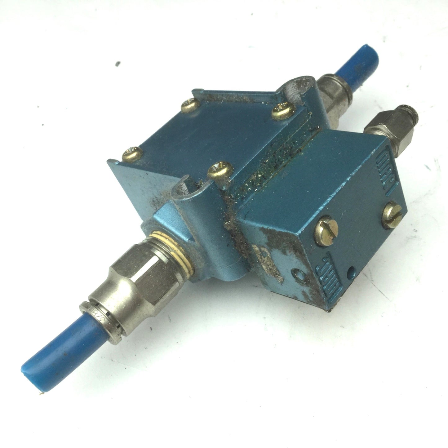 Used Mac Valve Assembly 55B-12-RA Solenoid Valve, 3-Way, 150PSI, 3/8" NPT Ports