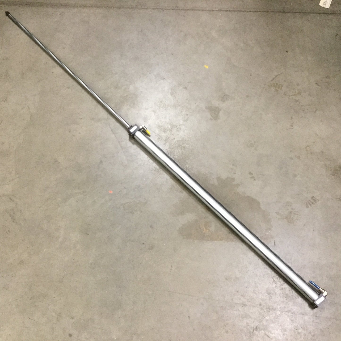 Used T-Mac S5-T1B-1.5X42.0-N-4-EE2-N Dual Acting Cylinder, 42" Stroke, 1/2" NPT