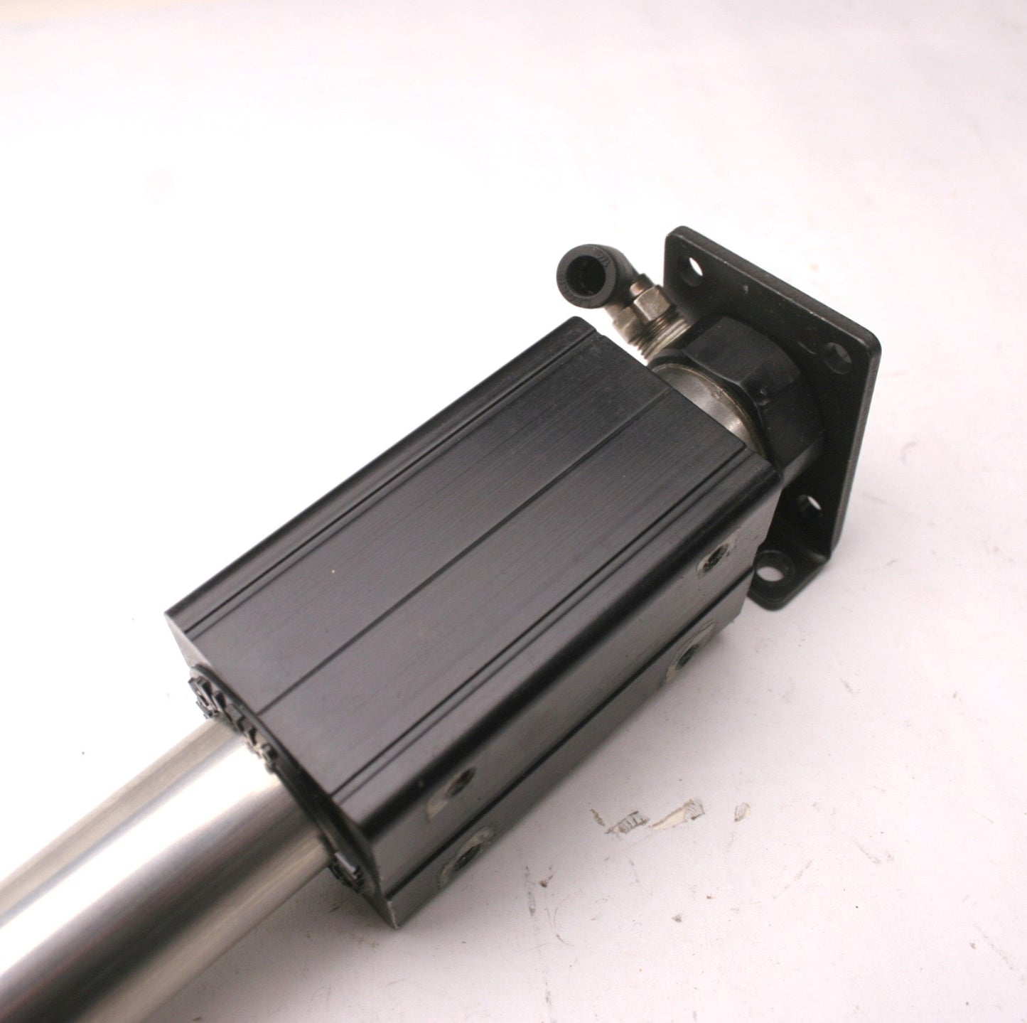 Used Tolomatic MGC100 SK17.75 Magnetic Rodless Cylinder, Double Acting, 17.75" Stroke