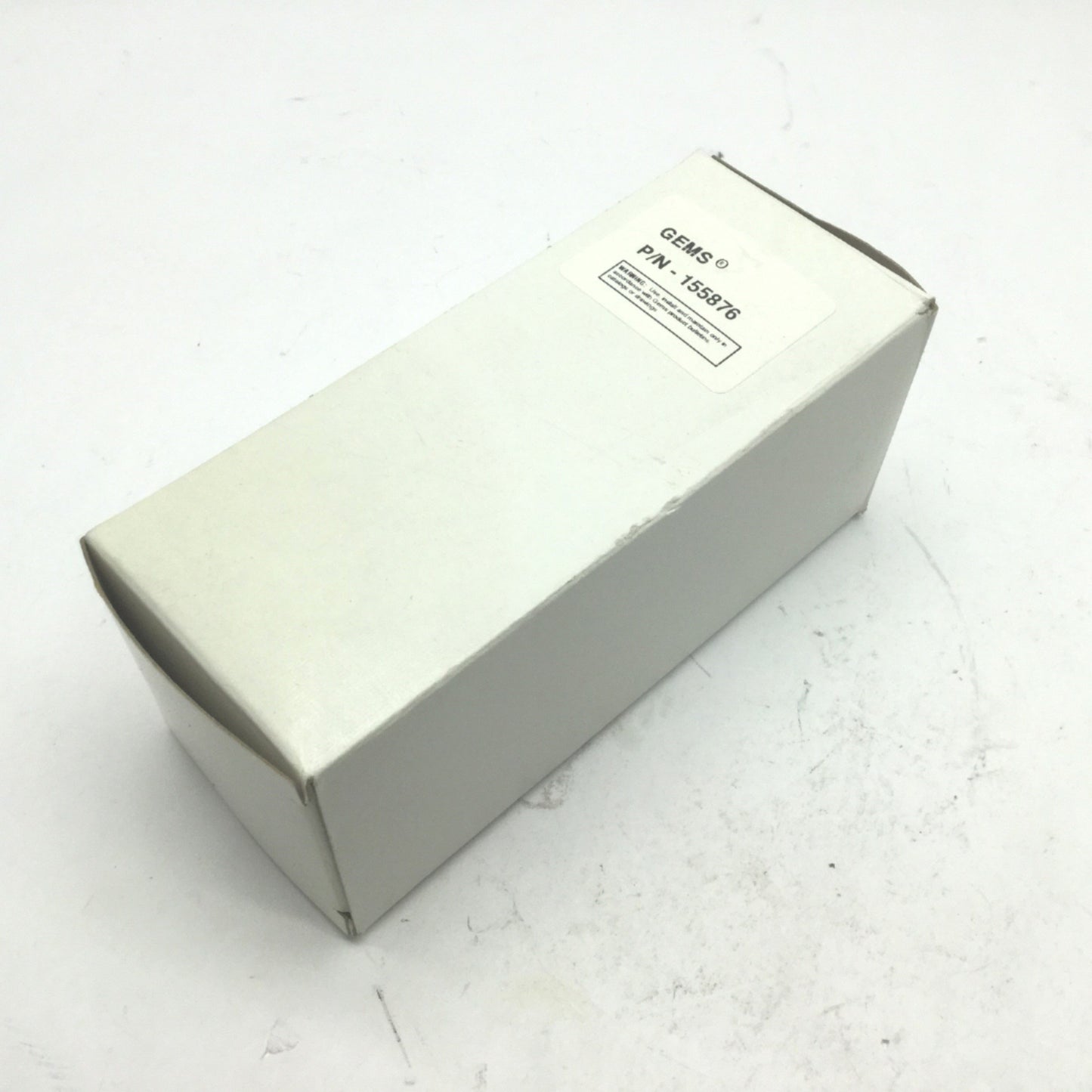New GEMS 155876 Flow Sensor 1/4" NPT Flow 5 GPM, Voltage: 24VDC